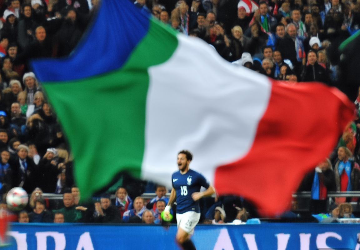 2017法意友谊赛：精彩回顾与战术对决盘点(图4)