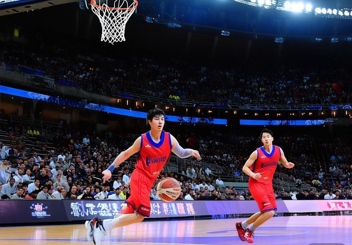 山东广厦CBA激战：巅峰对决精彩瞬间与战术解析(图2)